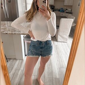 Levi’s 501 Original Button Fly Denim Shorts Light Wash W29